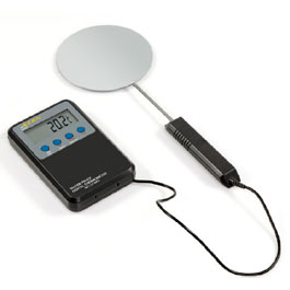Analizador de humedad DBS. KERN®. Accesorio. DBS-A01 Set de calibración de temperatura compuesto por una sonda medidora y un indicador.