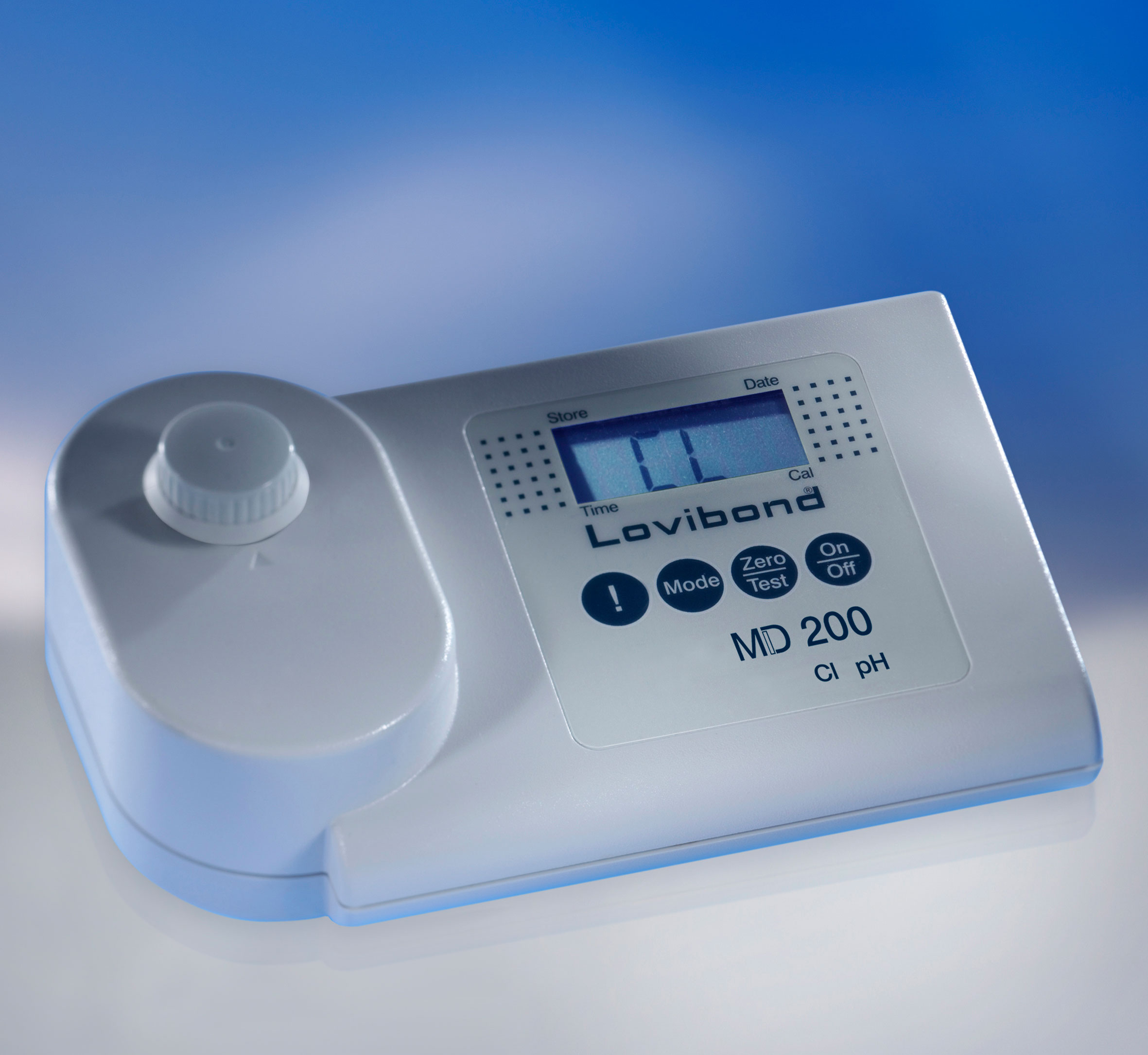 Fotómetro portátil MD 200. LOVIBOND®. MD 200 Multiparámetro. Fotómetro MD 200 2 en 1 para Cloro y pH. Tipo de reactivo: Pastillas