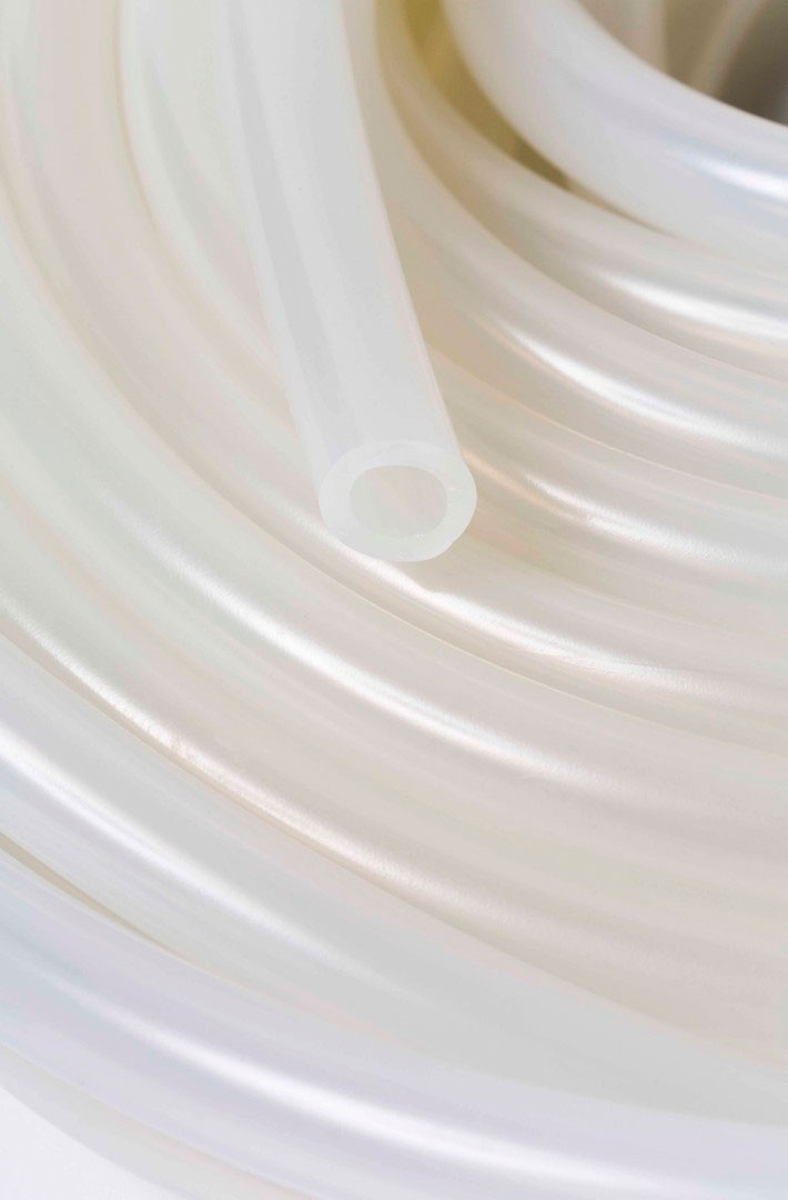 Tubo de Silicona Versilic, preservado con peróxido, de dureza 60 (Shore A)(diámetro interior 8 mm, diámetro exterior 12 mm y grosor pared 2 mm)