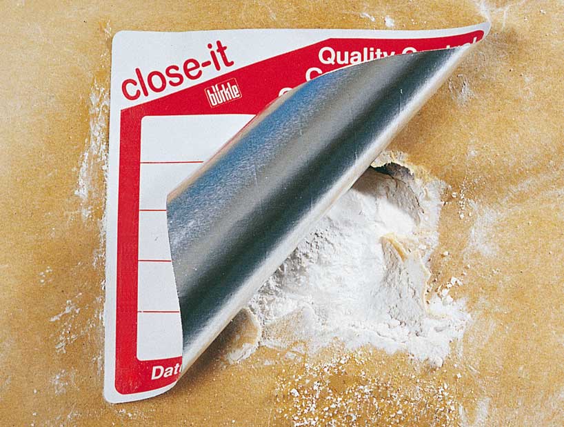 Close-it® Control Seal adhesive labels. BÜRKLE. Description: Control seal, food. Imprint: printed. Colour: red. Dim. (mm): 95 x 95