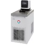 Baño termostático de refrigeración Universa U 1645 M. LAUDA. Rango de temperatura (ºC): -45 a 200. Estabilidad temperatura (K): ±0,01. Potencia calorífica máx. (kW): 3,6. Potencia frigorífica (kW): 1,6 (20 ºC), 1,2 (0 ºC), 0,58 (-20 ºC), 0,35 (-30 ºC), 0,15 (-40 ºC), 0,07 (-45 ºC). Caudal (l/min) - Presión (bar): 23-0,7. Volumen de llenado mín/máx. (L): 10,5/16,5. Apertura AnxPr (mm): 200x300. Profundidad baño útil (mm): 180.