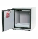 Armario de seguridad para productos inflamables UNE EN 14470-1. ASECOS. Modelo: UB90.060.059.T. Construcción armario: Bajo, 1 puerta. Color cuerpo: Gris claro. Equipamiento: Cuerpo sin equipamiento interior. Carga máx (kg): 300. Dim. AnxAlxPr (mm): 593x600x574. Peso (Kg): 120