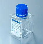 Sterile bottle, narrow neck, thiosulfate-free. Capacity (mL): 125. Material: PET body; HDPE cap. Cap diameter (mm): 35. Mouth diameter (mm): 31. Color: transparent body, blue cap.