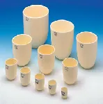 Alsint 99,7 ceramics crucible. HALDENWANGER. Tall form crucible without lid. Ø sup. / Ø inf. (mm): 38/21. Height (mm): 47. Cap. (ml): 30