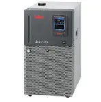 Unichiller P010. HUBER. Pilot ONE controller, air-cooled refrigerating unit and circulation pump with a high discharge pressure for applications with high pressure drops. Temperature range (ºC): -20 to 40. Temperature stability (ºC): ± 0.5. Flow (L/min) - Pressure (bar): 25 - 2.5. Volume (L): 3.8. Dimensions WxHxD (mm): 350x622x498