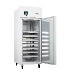Armario de refrigeración vertical de 800 litros de capacidad nominal y tecnología INVERTER. INFRICO MEDCARE.