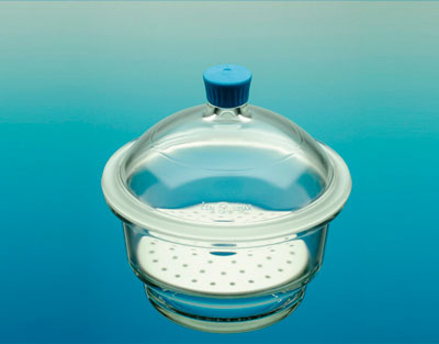 Desecador de vidrio con tapón cerrado rosca de plástico GL36, sin placa de porcelana. Ø (mm): 100. ø e. (mm): 151. ø i. (mm): 90