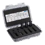 Set de filtros sólidos 666-S000. HELLMA®. Contiene: filtros de vidrio F0, F1, F2, F3, F4 (Abs: 0.25, 0.5, 1.0). Longitud de onda (nm): 279, 361, 453, 536, 638 (para la precisión de la longitud de onda). Longitud de onda para la absorbancia (nm): 440, 465, 546.1, 590, 635 (precisión fotométrica).