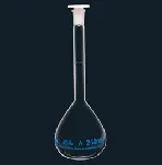 Matraz aforado, clase A, con tapón de PE, nº de lote y certificado de conformidad. SCHARLAU. Capacidad (ml): 5. Hembra: 10/19 Tolerancia (ml): 0.04 ml