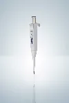 Labopette® fixed volume automatic pipette. HIRSCHMANN. Volume (µl): 10. Inaccuracy (%): 1,2. CV (%): 0,8. Tips: Natural 0,2-10 / Yellow 1-200