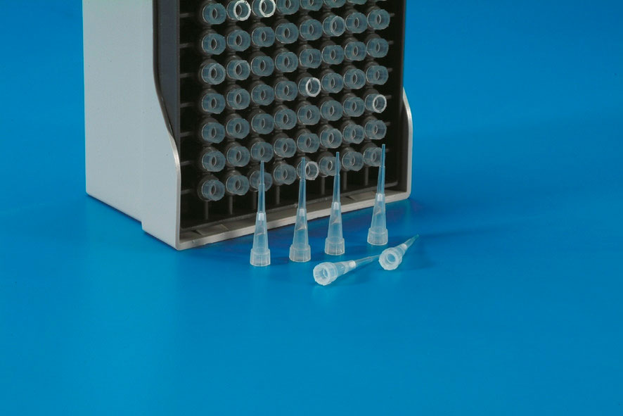 Tip with filter for automatic pipettes. 0,1-10µl. Vol. (µl): 0,1-10. Colour: Natural. Type: Gilson with filter. Presentation: Sterile rack. Brand: Kartell. Compatibility: Kartell (Pluripet pl2, pl10), Gilson (p2, p10)