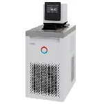 Baño termostático de refrigeración Universa U 845 M. LAUDA. Rango de temperatura (ºC): -45 a 200. Estabilidad temperatura (K): ±0,01. Potencia calorífica máx. (kW): 3,6. Potencia frigorífica (kW): 0,8 (20 ºC), 0,7 (0 ºC), 0,44 (-20 ºC), 0,26 (-30 ºC), 0,12 (-40 ºC), 0,05 (-45 ºC). Caudal (l/min) - Presión (bar): 23-0,7. Volumen de llenado mín/máx. (L): 5/8. Apertura AnxPr (mm): 150x150. Profundidad baño útil (mm): 180.