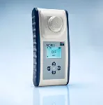 Fotómetros portátiles MD150 Cloro, pH, Ácido cianúrico. LOVIBOND®. Tipo de reactivo:  Líquido. Rango de medida: Cloro HR 2 PP 0,1 - 10 mg/L Cl2, Cloro HR T 0,1 - 10 mg/L Cl2, Cloro L 0,02 - 4,0 mg/L Cl2, Cloro PP 0,02 - 2 mg/L Cl2, Cloro T 0,02 - 6,0 mg/L Cl2 . CyA HR T 10 - 200 mg/L CyA. Valor pH L 6.5 - 8.4, Valor pH T 6.5 - 8.5. Incluido en el suministro: 15 mL Solución de tampón DPD 1, 15 mL Solución de reactivo DPD 1, 15 mL Solución DPD 3, 15 mL Solución de rojo de fenol, 100 tabletas para CyA HR-Test