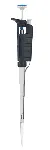 Pipetman® P1000 pipette, GILSON. Color ccoding: blue. Volume range (µL): 100 - 1000. Ejector: metal.