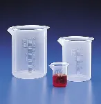 Graduated PP beaker, low form. KARTELL. Cap. (mL): 1000. Subdivision (mL): 20. Ø ext. (mm): 109. Height (mm): 147