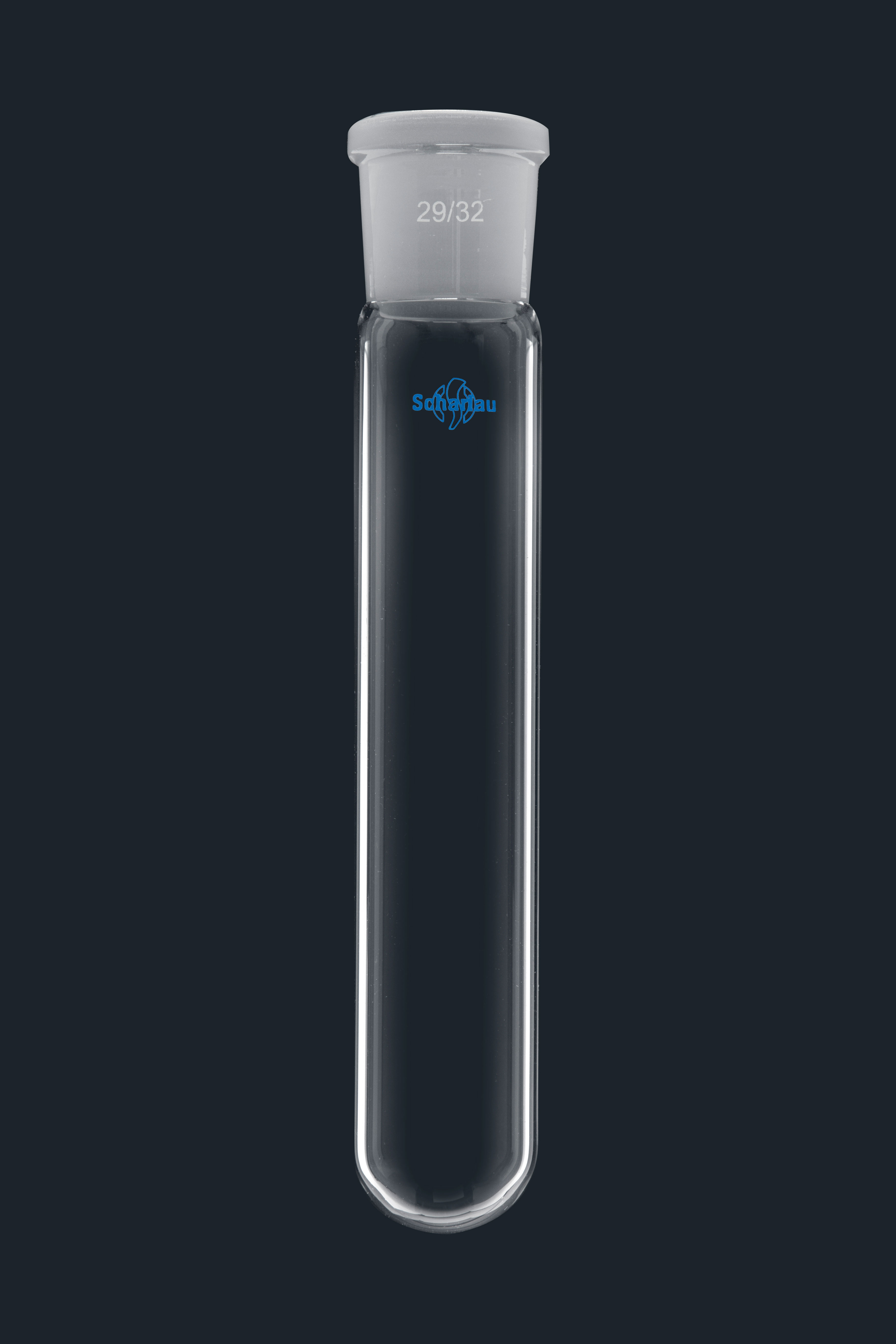 Glass tube with ground joint. SCHARLAU. With ground joint 14/23. Bottom: Round. Cap. (ml): 15. Dim. ØxLength (mm): 18x125. Material: Borosilicate