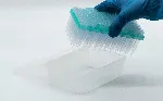 Refill system for universal Scharlau 1000µl tips. 5 racks of 96 tips. Not sterile.