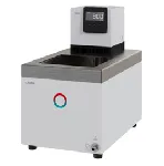 Baño termostático calefacción Universa ECO U 12 E. LAUDA. Rango tª (ºC): 35 a 100. Estabilidad tª (K): ±0,05. Potencia calorífica máx. (kW): 2. Caudal (L/min) - Presión (bar): 15-0,2. Volumen máx. (L): 14,3. Apertura AnxPr (mm): 200x200. Profundidad baño útil (mm): 160.