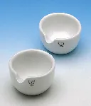Porcelain mortar. HALDENWANGER. Interior glazed. Height (mm): 65. Ø int. (mm): 125. Capacity (ml): 400