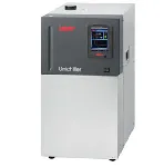 Unichiller P015w. HUBER. Pilot ONE controller, water-cooled refrigerating unit and circulation pump with a high discharge pressure for applications with high pressure drops. Temperature range (ºC): -20 to 40. Temperature stability (ºC): ± 0.5. Flow (L/min) - Pressure (bar): 25 - 2.5. Volume (L): 3.8. Dimensions WxHxD (mm): 350x622x496
