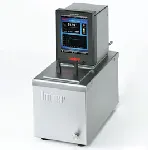 Open thermostatic and circulation bath. HUBER. Type: CC-205B. Temp. range (ºC): (-30)* 45 to 200 (*Auxiliary cooling device required). T. Stability (ºC): ±0,02. Heating power (kW): 2,0. Pressure (l/min) - bar: 27-0,7. Vol. (l): 5. Bath depth (mm): 150. Dim. HxWxD (mm): 178x337x355