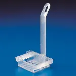 Staining Rack of PP with horizontal tray, holds 20 slides 76x26 mm. KARTELL. Internal dimension (mm) : 69,5x86x21. For use with staining cuvette reference 425-000353.