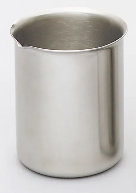PLASTIC BEAKERS AND JUGS