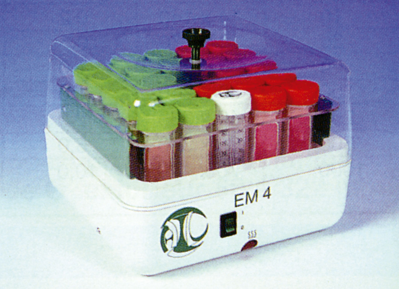 Mini incubador para laminocultivos EM4