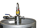 Dispensing system for pressurizable drums