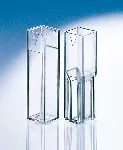 Macro and semi-micro disposable cuvettes
