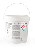 Chlorinated alkaline detergent, powdered for machine washing, Deterlabo® P