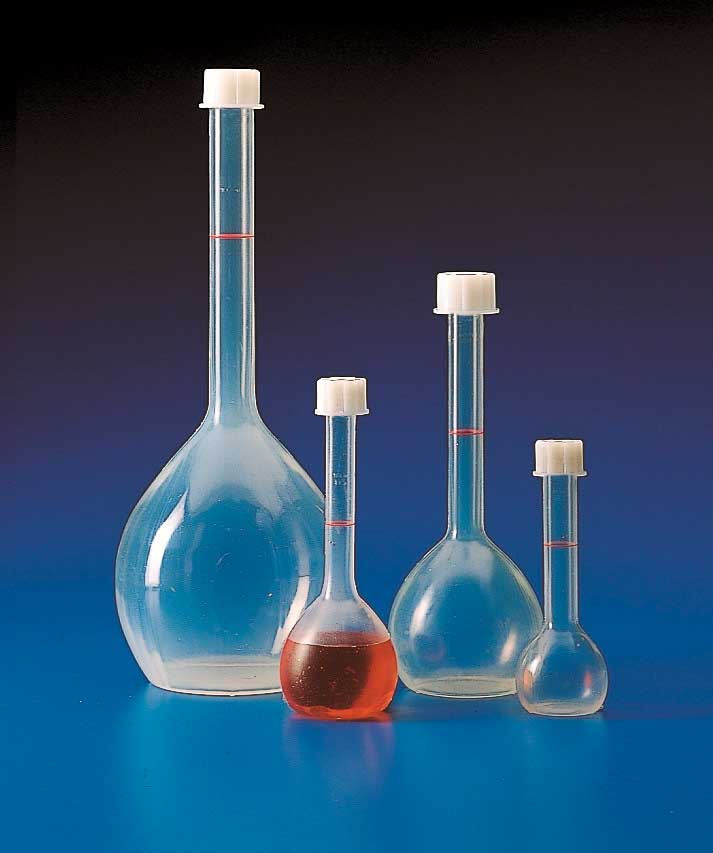 Volumetric flasks of PMP with screw cap