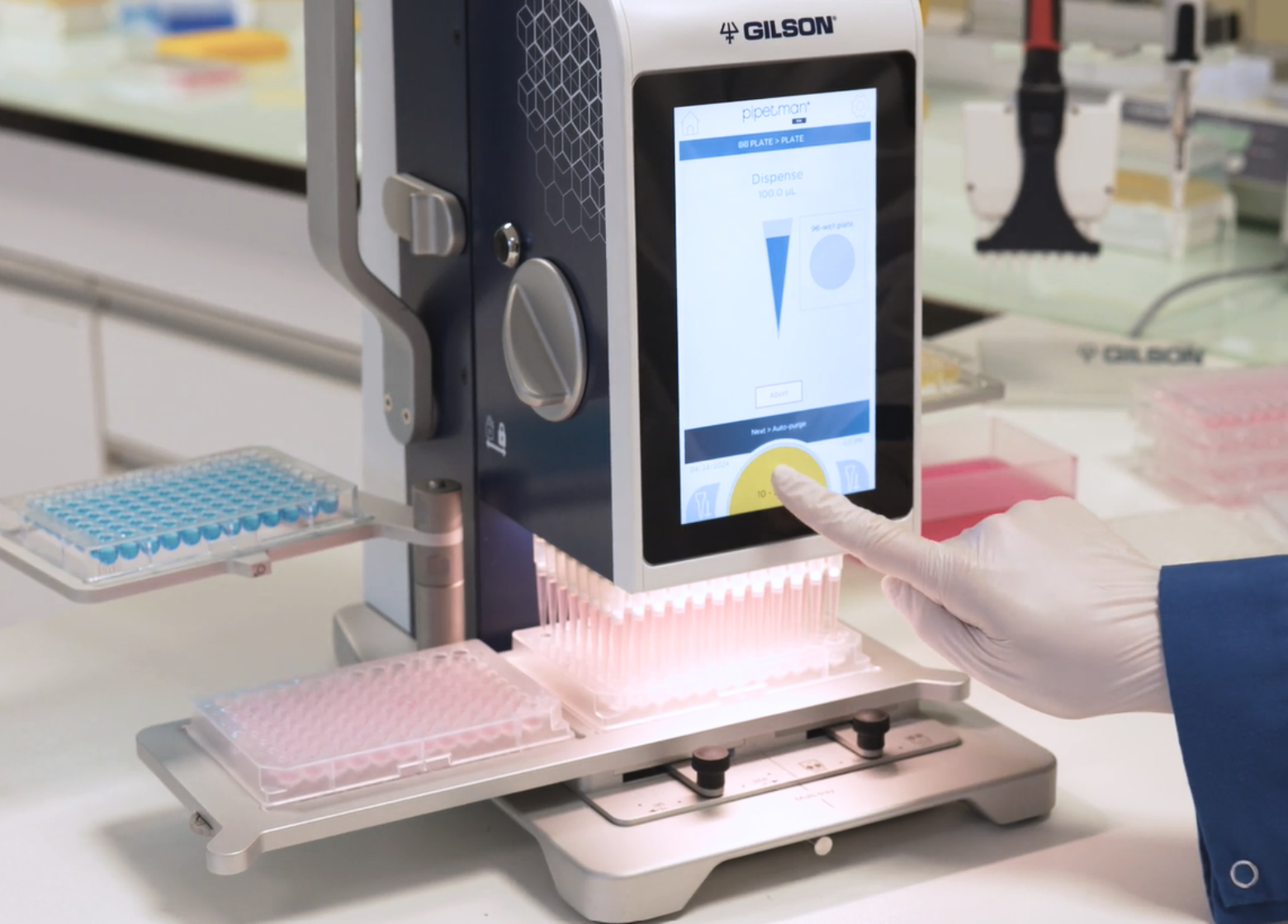 Optimización de flujos de trabajo ELISA y ahorro de tiempo con PIPETMAN® M96